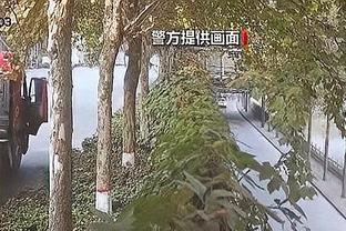 力与美？广东队内1V1训练 张昊滑翔单臂暴力隔扣赵锦洋